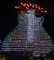 Μουσικά όργανα, αναμνηστικά από το Γούντστοκ σε δημοπρασία